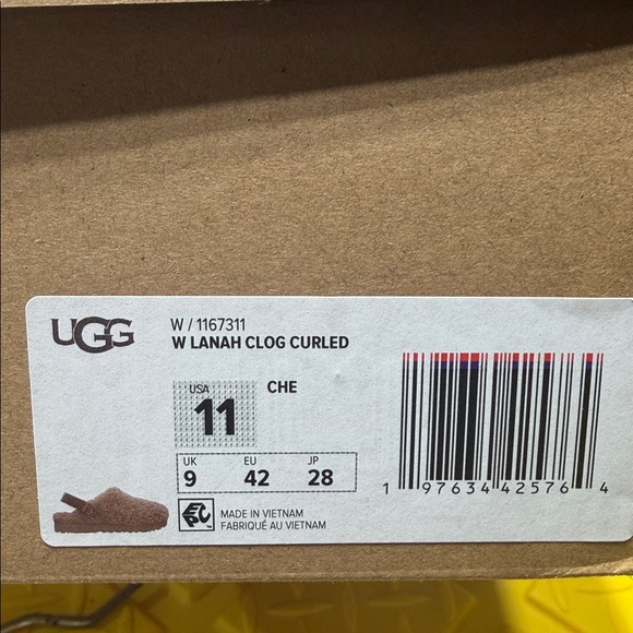 UGG Lanah Clog Slipper in Tan - Picture 7 of 7